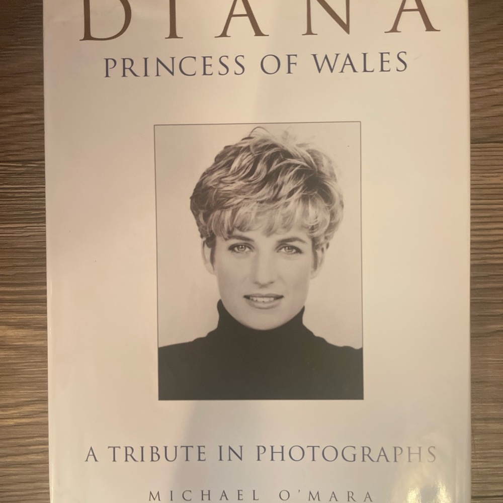 Diana Princess of Wales Tribute Book